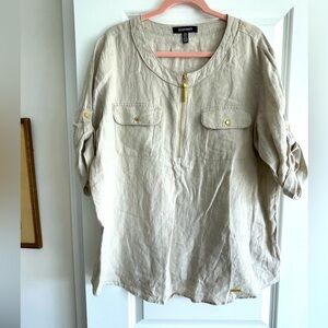Like new Ellen Tracy, hundred percent linen top